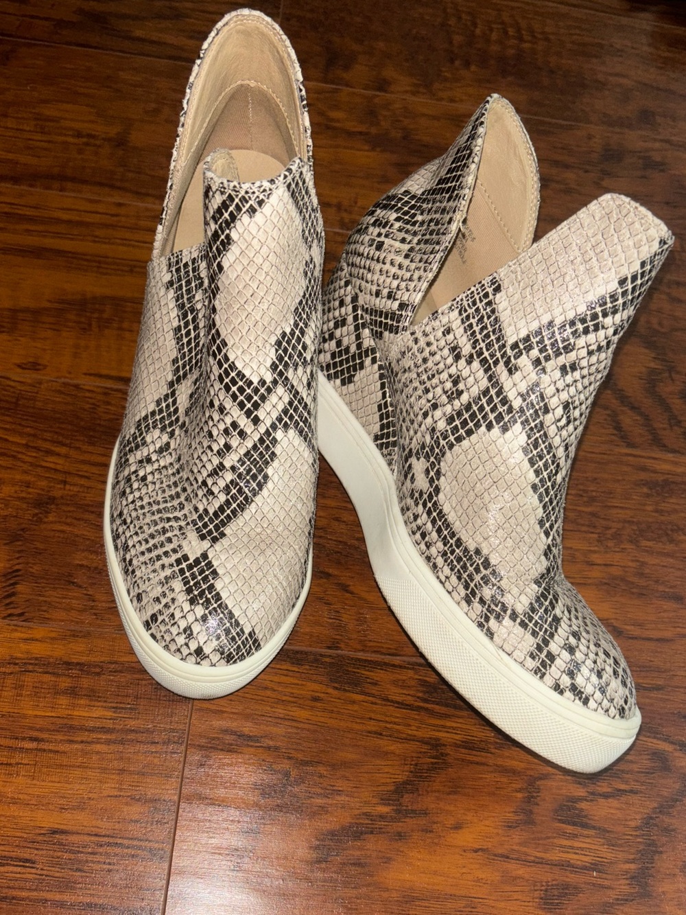 MIA Snake-Print Wedge Sneakers Beige Gray Snakeskin Platform Heeled Boots